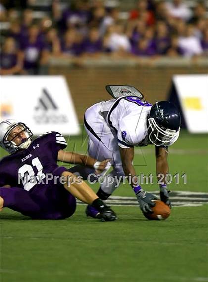 Thumbnail 1 in Winton Woods vs. Elder (Skyline Crosstown Showdown) photogallery.