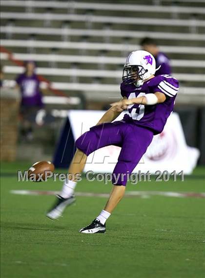 Thumbnail 1 in Winton Woods vs. Elder (Skyline Crosstown Showdown) photogallery.