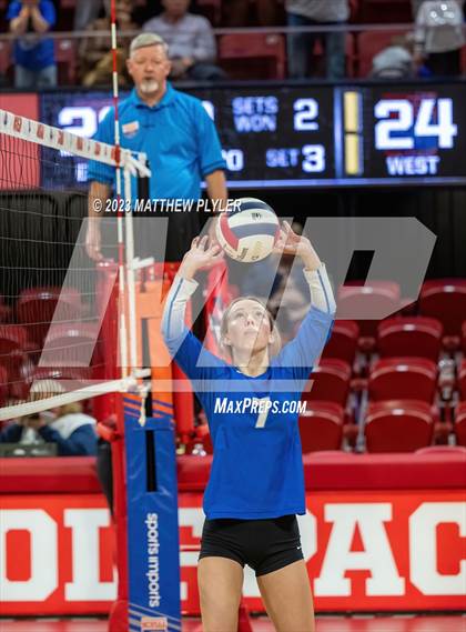 Thumbnail 1 in Polk County vs Falls Lake (NCHSAA 1A Final) photogallery.