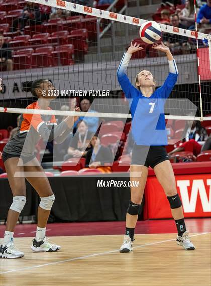 Thumbnail 2 in Polk County vs Falls Lake (NCHSAA 1A Final) photogallery.