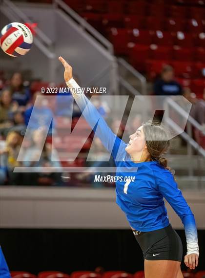 Thumbnail 2 in Polk County vs Falls Lake (NCHSAA 1A Final) photogallery.