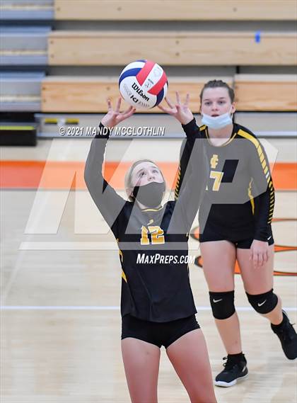 Thumbnail 3 in Illini Central @ Illini Bluffs photogallery.