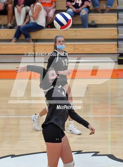 Thumbnail 3 in Illini Central @ Illini Bluffs photogallery.