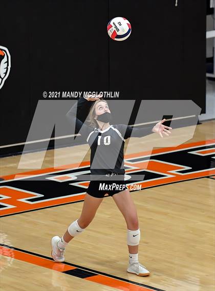 Thumbnail 1 in Illini Central @ Illini Bluffs photogallery.