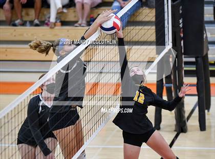 Thumbnail 3 in Illini Central @ Illini Bluffs photogallery.