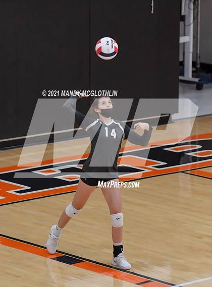 Thumbnail 3 in Illini Central @ Illini Bluffs photogallery.