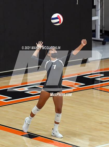 Thumbnail 3 in Illini Central @ Illini Bluffs photogallery.