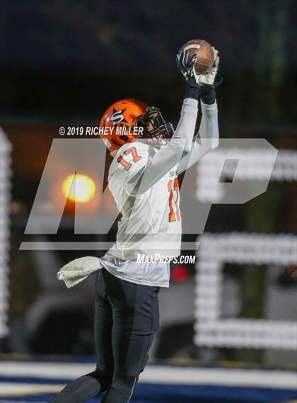 Thumbnail 2 in Shiloh Christian vs. Nashville (AAA 4A Quarterfinal Playoff) photogallery.