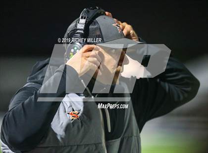 Thumbnail 3 in Shiloh Christian vs. Nashville (AAA 4A Quarterfinal Playoff) photogallery.
