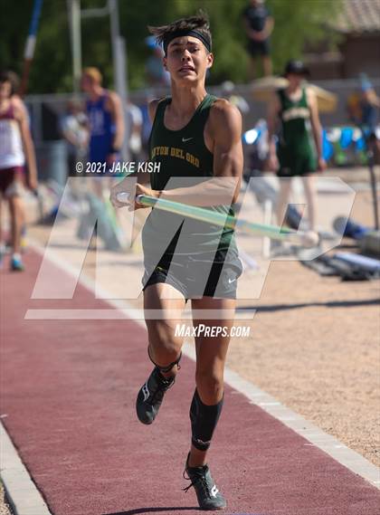 Thumbnail 1 in AIA D2 & D4 Track & Field Championship photogallery.