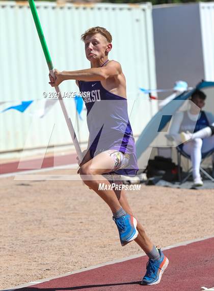Thumbnail 1 in AIA D2 & D4 Track & Field Championship photogallery.