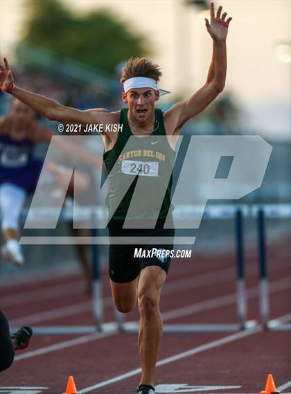 Thumbnail 1 in AIA D2 & D4 Track & Field Championship photogallery.