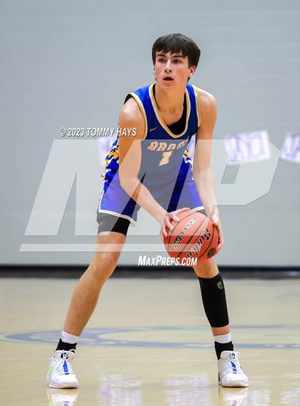 Thumbnail 1 in Hamshire-Fannett vs. Brock (Championship Tournament Ft. Worth) photogallery.
