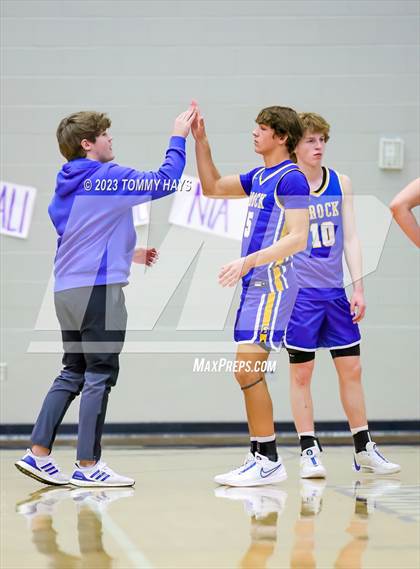 Thumbnail 3 in Hamshire-Fannett vs. Brock (Championship Tournament Ft. Worth) photogallery.