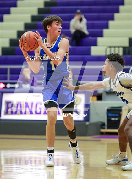 Thumbnail 2 in Hamshire-Fannett vs. Brock (Championship Tournament Ft. Worth) photogallery.