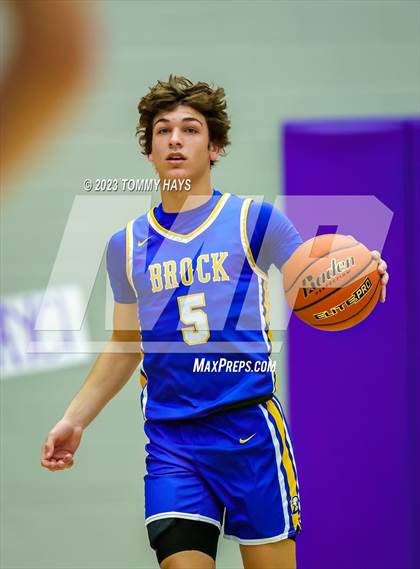 Thumbnail 3 in Hamshire-Fannett vs. Brock (Championship Tournament Ft. Worth) photogallery.