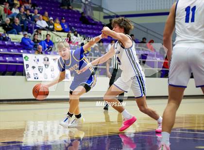 Thumbnail 2 in Hamshire-Fannett vs. Brock (Championship Tournament Ft. Worth) photogallery.