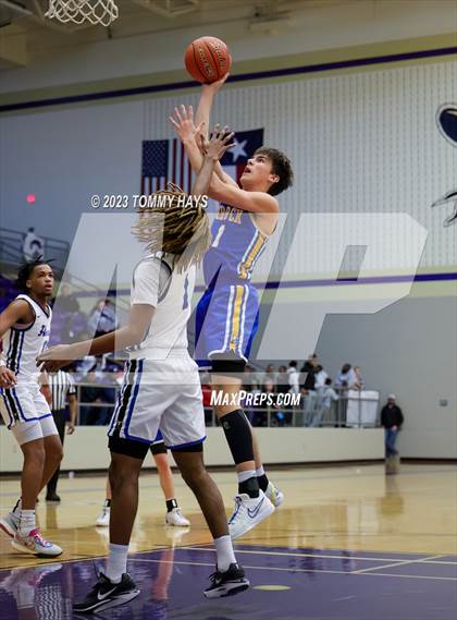 Thumbnail 2 in Hamshire-Fannett vs. Brock (Championship Tournament Ft. Worth) photogallery.