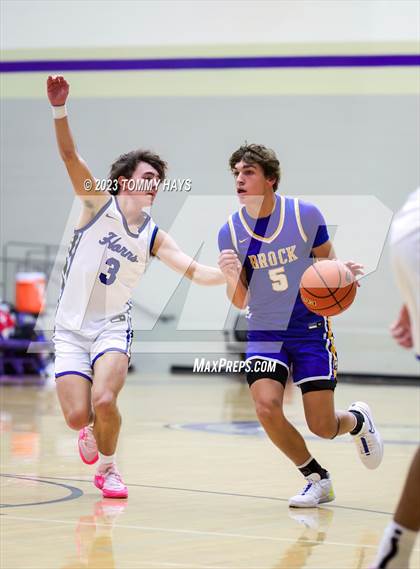 Thumbnail 2 in Hamshire-Fannett vs. Brock (Championship Tournament Ft. Worth) photogallery.