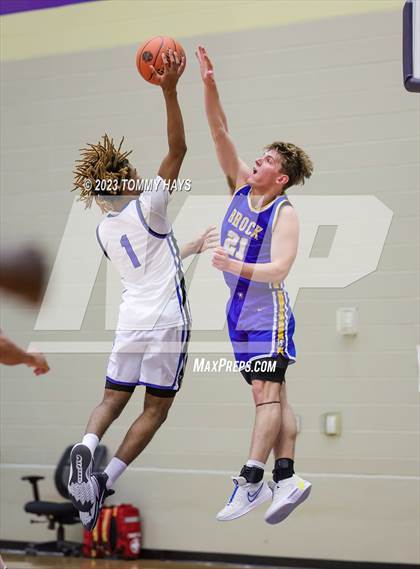 Thumbnail 3 in Hamshire-Fannett vs. Brock (Championship Tournament Ft. Worth) photogallery.