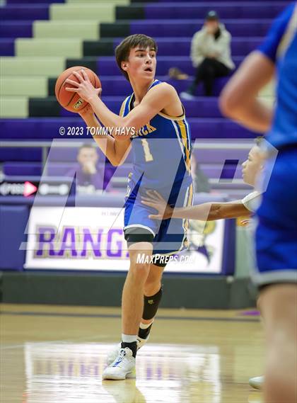 Thumbnail 3 in Hamshire-Fannett vs. Brock (Championship Tournament Ft. Worth) photogallery.