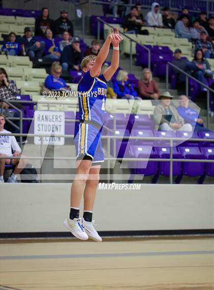 Thumbnail 2 in Hamshire-Fannett vs. Brock (Championship Tournament Ft. Worth) photogallery.