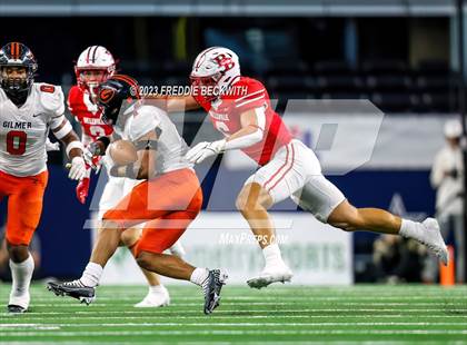 Thumbnail 2 in Gilmer vs. Bellville (UIL 4A D2 Football Final) photogallery.