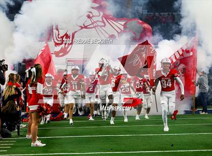 Thumbnail 2 in Gilmer vs. Bellville (UIL 4A D2 Football Final) photogallery.