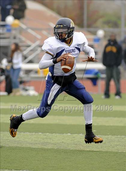Thumbnail 1 in Inderkum vs. Casa Roble (CIF SJS D3 Final) photogallery.