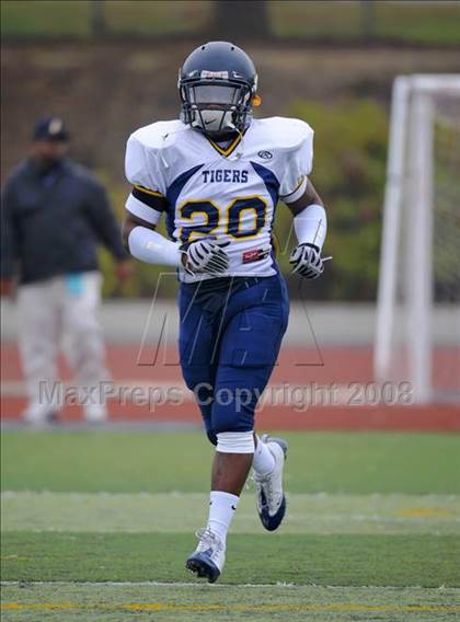 Thumbnail 3 in Inderkum vs. Casa Roble (CIF SJS D3 Final) photogallery.