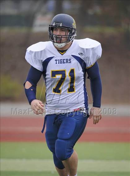 Thumbnail 2 in Inderkum vs. Casa Roble (CIF SJS D3 Final) photogallery.