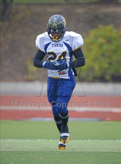 Thumbnail 1 in Inderkum vs. Casa Roble (CIF SJS D3 Final) photogallery.