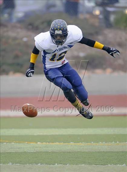 Thumbnail 1 in Inderkum vs. Casa Roble (CIF SJS D3 Final) photogallery.