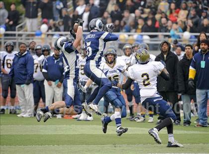 Thumbnail 1 in Inderkum vs. Casa Roble (CIF SJS D3 Final) photogallery.