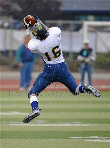 Thumbnail 2 in Inderkum vs. Casa Roble (CIF SJS D3 Final) photogallery.