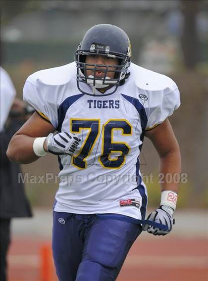 Thumbnail 2 in Inderkum vs. Casa Roble (CIF SJS D3 Final) photogallery.