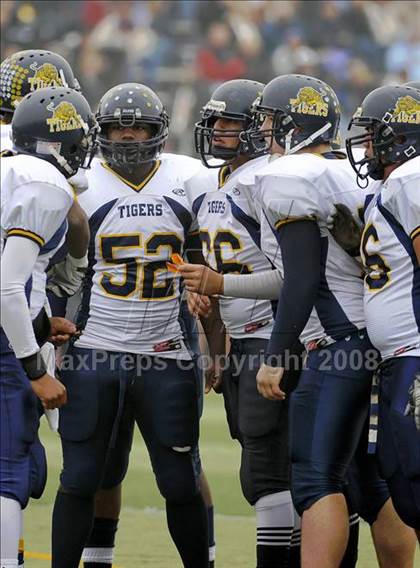 Thumbnail 2 in Inderkum vs. Casa Roble (CIF SJS D3 Final) photogallery.