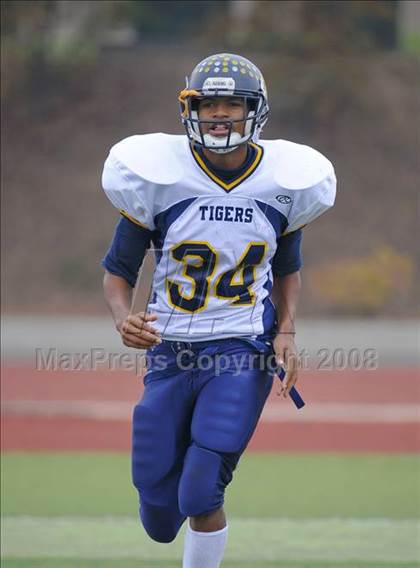 Thumbnail 2 in Inderkum vs. Casa Roble (CIF SJS D3 Final) photogallery.