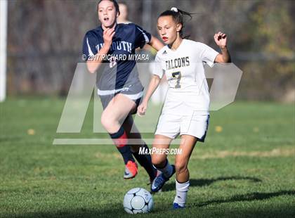 Thumbnail 2 in Bow vs. Plymouth photogallery.