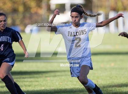 Thumbnail 1 in Bow vs. Plymouth photogallery.
