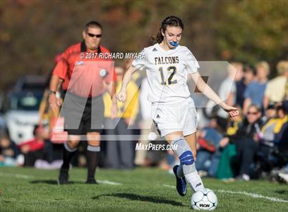 Thumbnail 1 in Bow vs. Plymouth photogallery.