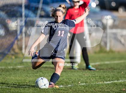 Thumbnail 1 in Bow vs. Plymouth photogallery.