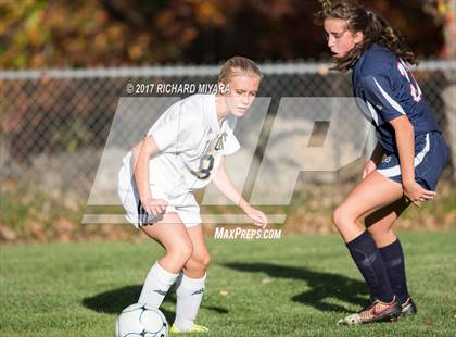 Thumbnail 1 in Bow vs. Plymouth photogallery.