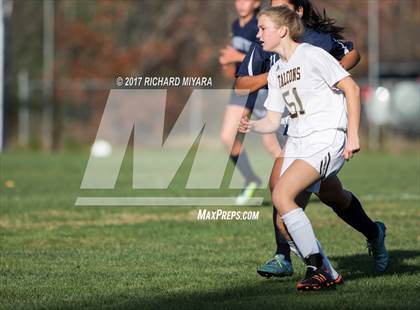 Thumbnail 1 in Bow vs. Plymouth photogallery.