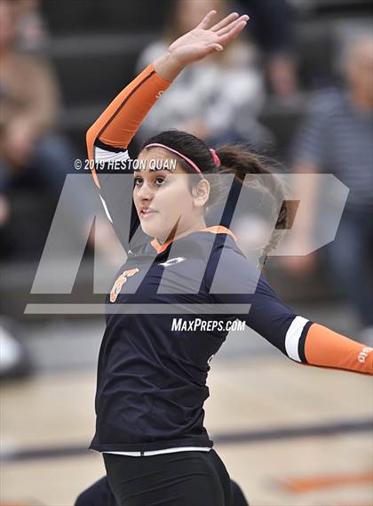 Thumbnail 1 in Tustin @ Cypress photogallery.