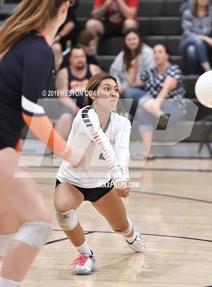Thumbnail 3 in Tustin @ Cypress photogallery.