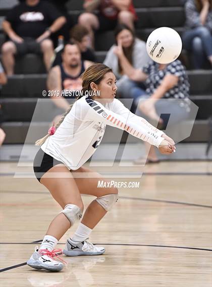 Thumbnail 3 in Tustin @ Cypress photogallery.