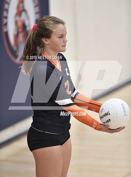 Thumbnail 1 in Tustin @ Cypress photogallery.