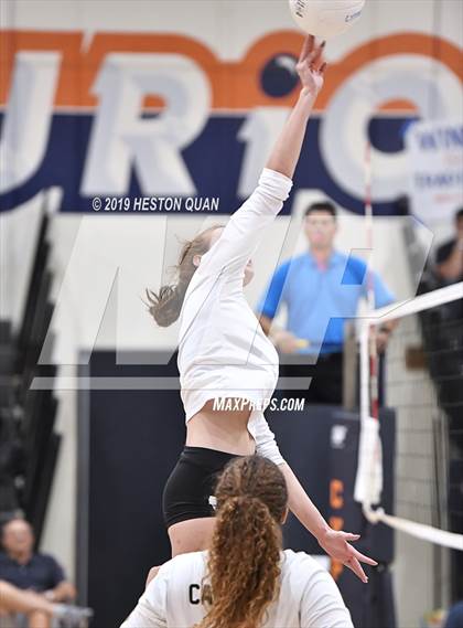 Thumbnail 3 in Tustin @ Cypress photogallery.