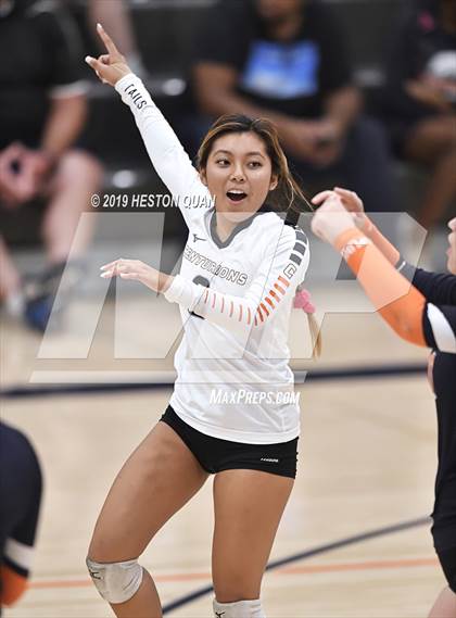 Thumbnail 2 in Tustin @ Cypress photogallery.